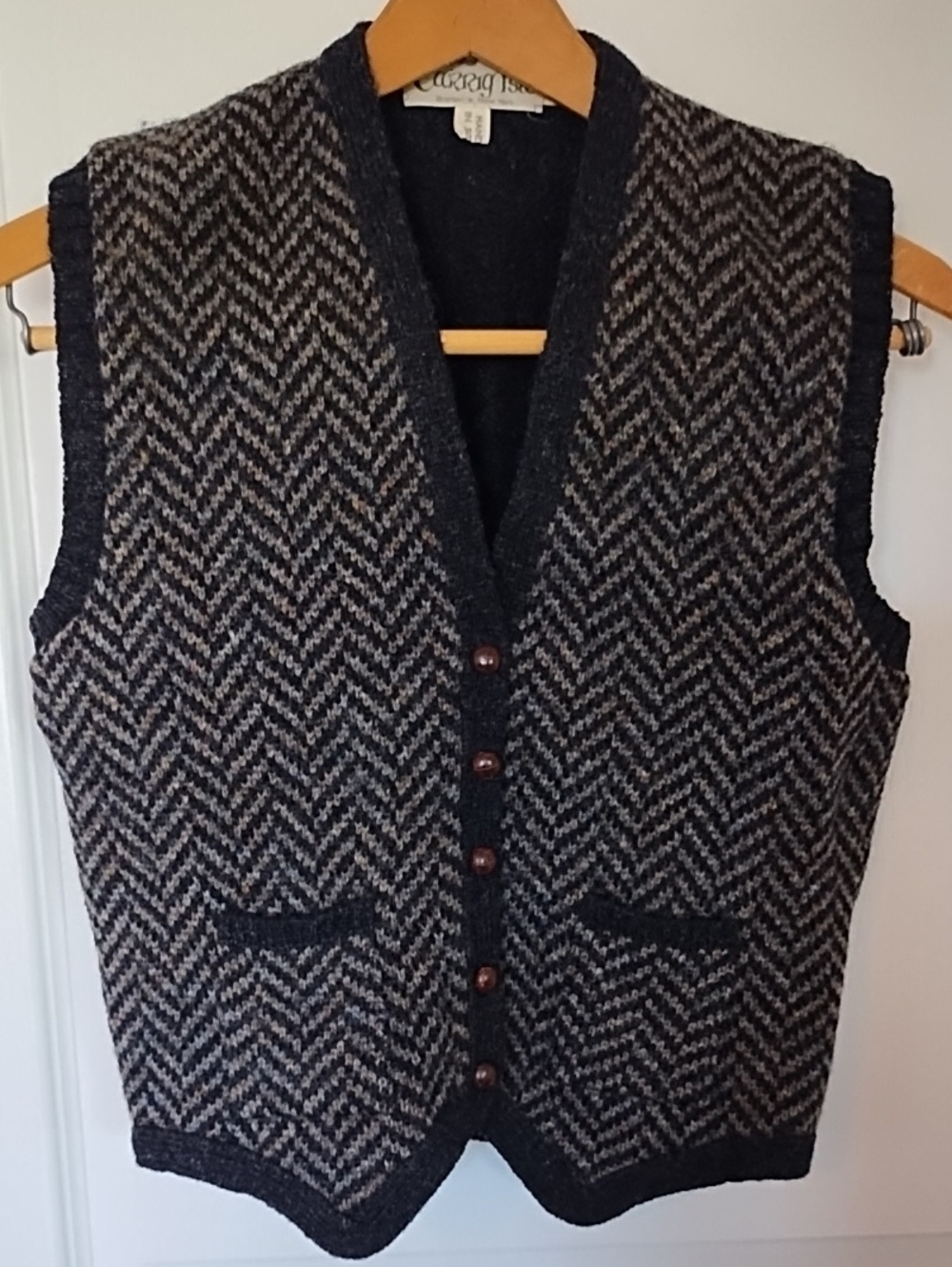 VTG Carrig Isle Handmade in Scotland Wool Sweater Vest Herringbone Tweed Small
